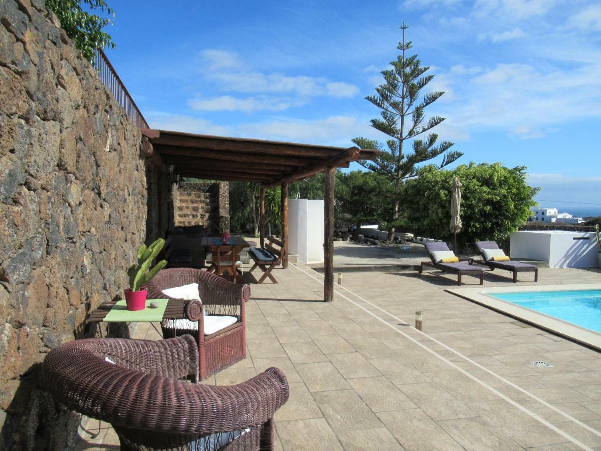 El Cercado Apartment Tias Exterior photo